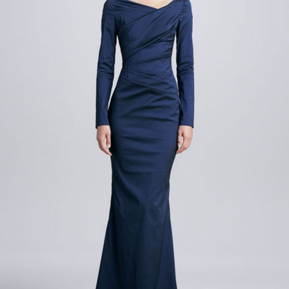 talbot runhof Dresses & Skirts - TALBOT RUNHOF stretch silk gown